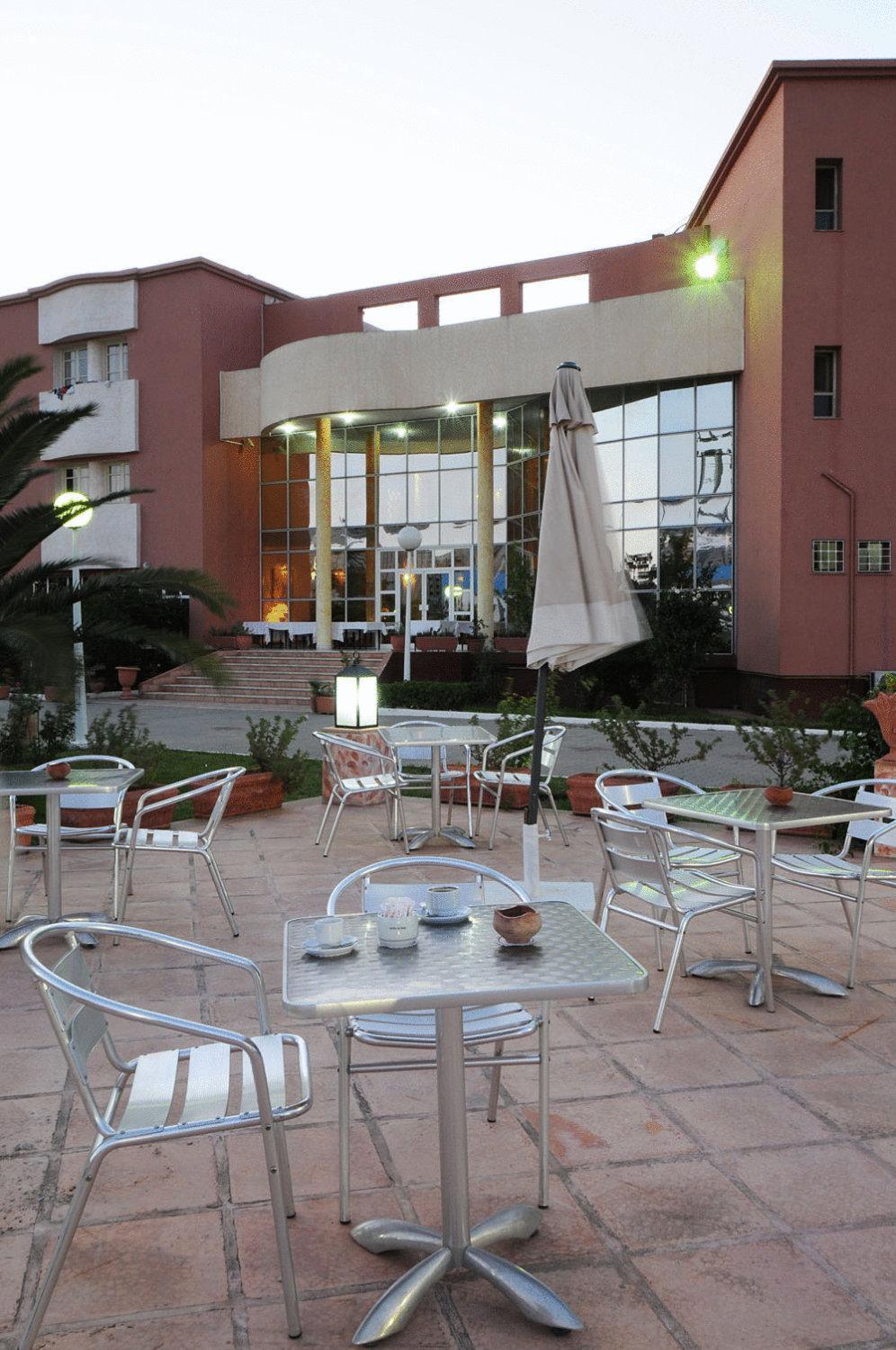 Hotel Du Parc Tunis Luaran gambar